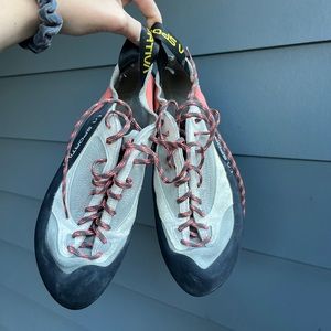 LA SPORTIVA Women's Finale Climbing Shoes